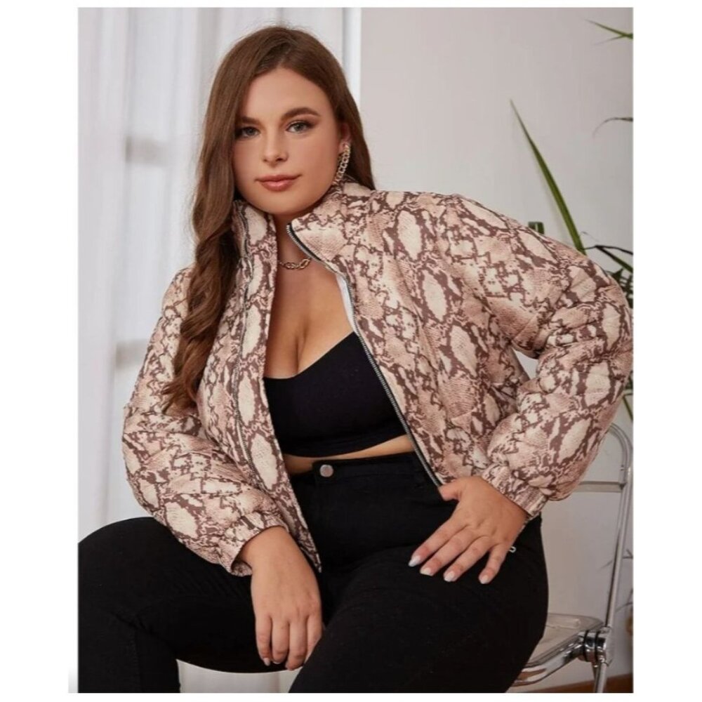 Plus Size Womens 2XL Snakeskin Cropped Print Zip Up Puffer Coat Multicolor